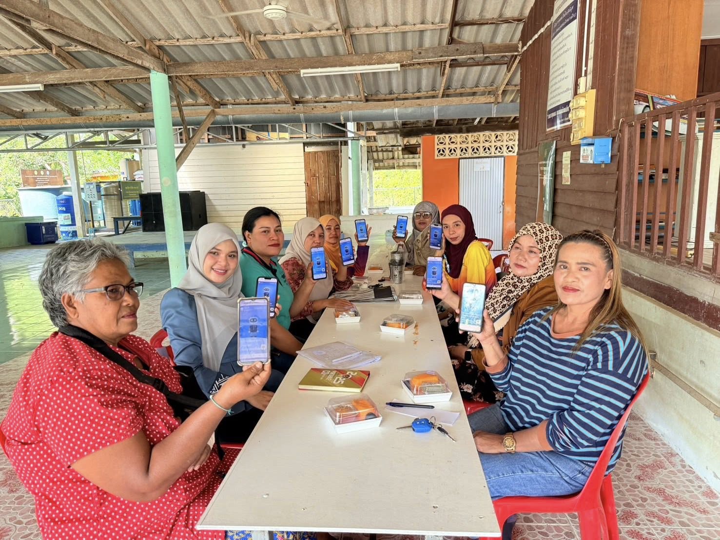 สพอ.หนองจิก ประชุมคณะทำงานขับเคลื่อนกองทุนพัฒนาบทบาทสตรีตำบลดอนรัก