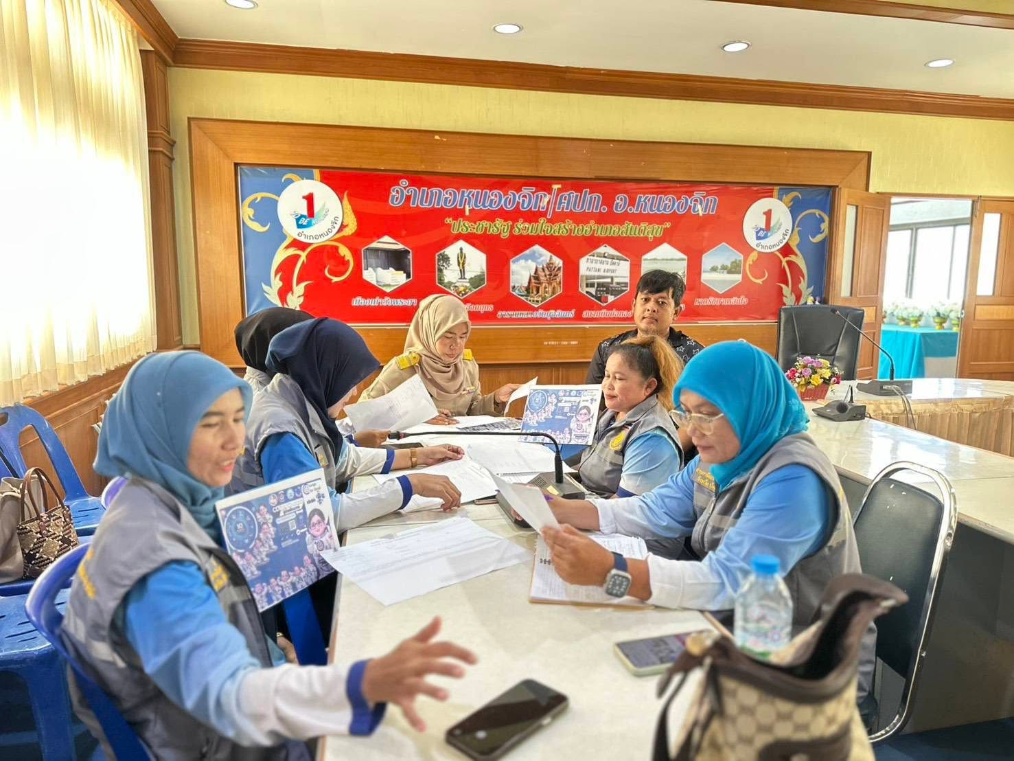 สพอ.หนองจิก ประชุมคณะทำงานขับเคลื่อนกองทุนพัฒนาบทบาทสตรีตำบลดาโต๊ะ
